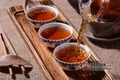 如何从茶汤鉴别普洱茶品质优劣？