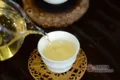 普洱茶市场：毛茶价格飞升 厂家持币观望
