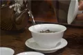 “洗茶”严格来讲就是一种醒茶的做法