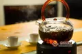 泾阳茯茶的煮法，沸腾熬煮2分钟即可！