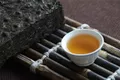 普洱茶投资分析:“逢茶就藏”中期茶的一大困境
