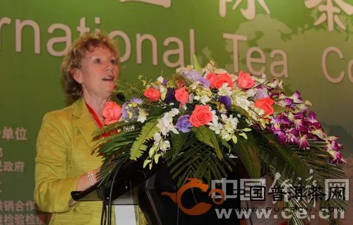 加拿大茶叶协会主席Louise Roberge