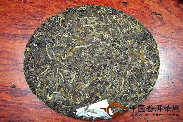 老曼峨普洱茶6442青饼