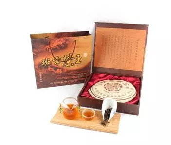 信徳1000g生態(tài)班章茶王禮品-班章茶王（盡顯王者風(fēng)范）