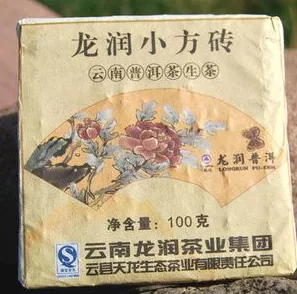 龙润100g小方砖普洱（生茶）