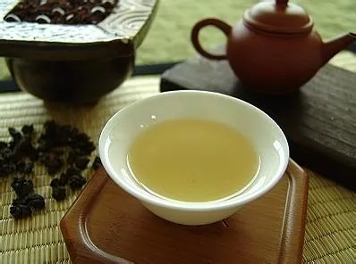 普洱茶连连看之一百五十九："粗枝老叶"