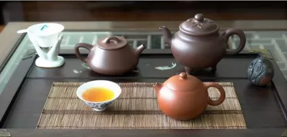 普洱茶连连看之一百八十三：普洱茶"酸菜气 "