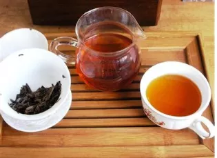 是什么决定了茶叶的色、 香、 味？