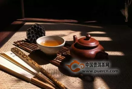茶与紫砂壶