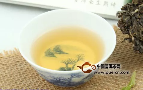 去品味一款普洱茶