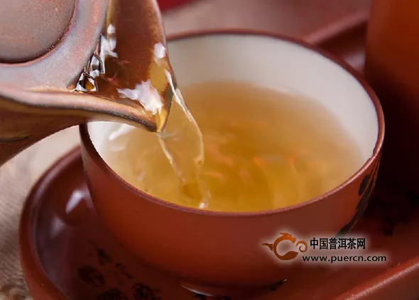 长期饮用普洱茶降低胆固醇