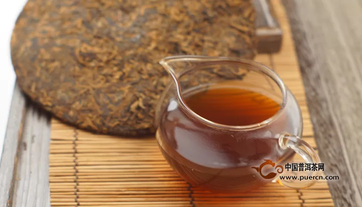 【喝茶段子】普洱茶中的七子饼茶很有特点