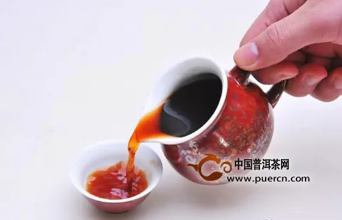 普洱茶为什么越陈越香？