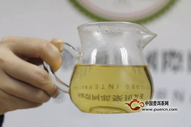品茶王青饼2014，享冬日里的一米暖阳