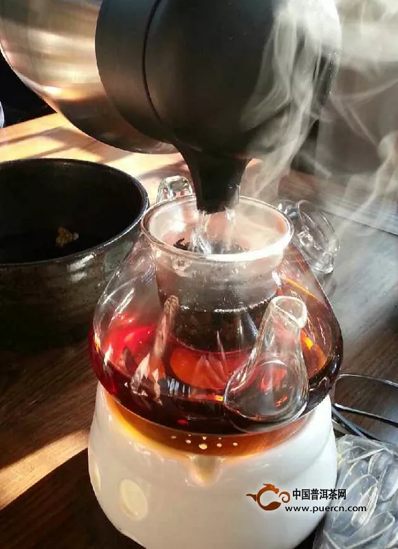 普洱茶后期存放会自动氧化