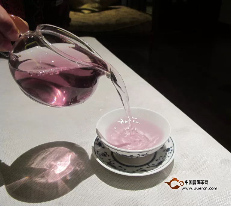 献给爱茶人视觉与味觉的紫色盛宴