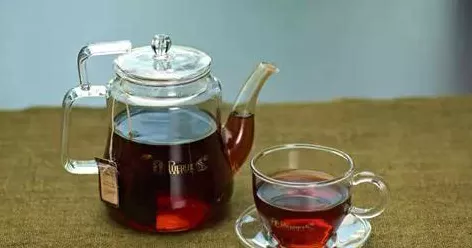 【喝茶段子】月光白是普洱茶中的特色茶