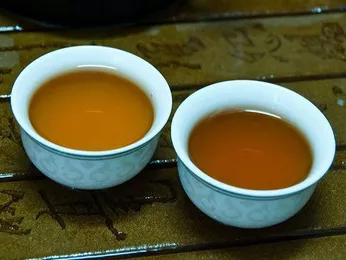 人生如茶，要做普洱茶