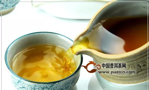 中国人饮茶，别有一番情味