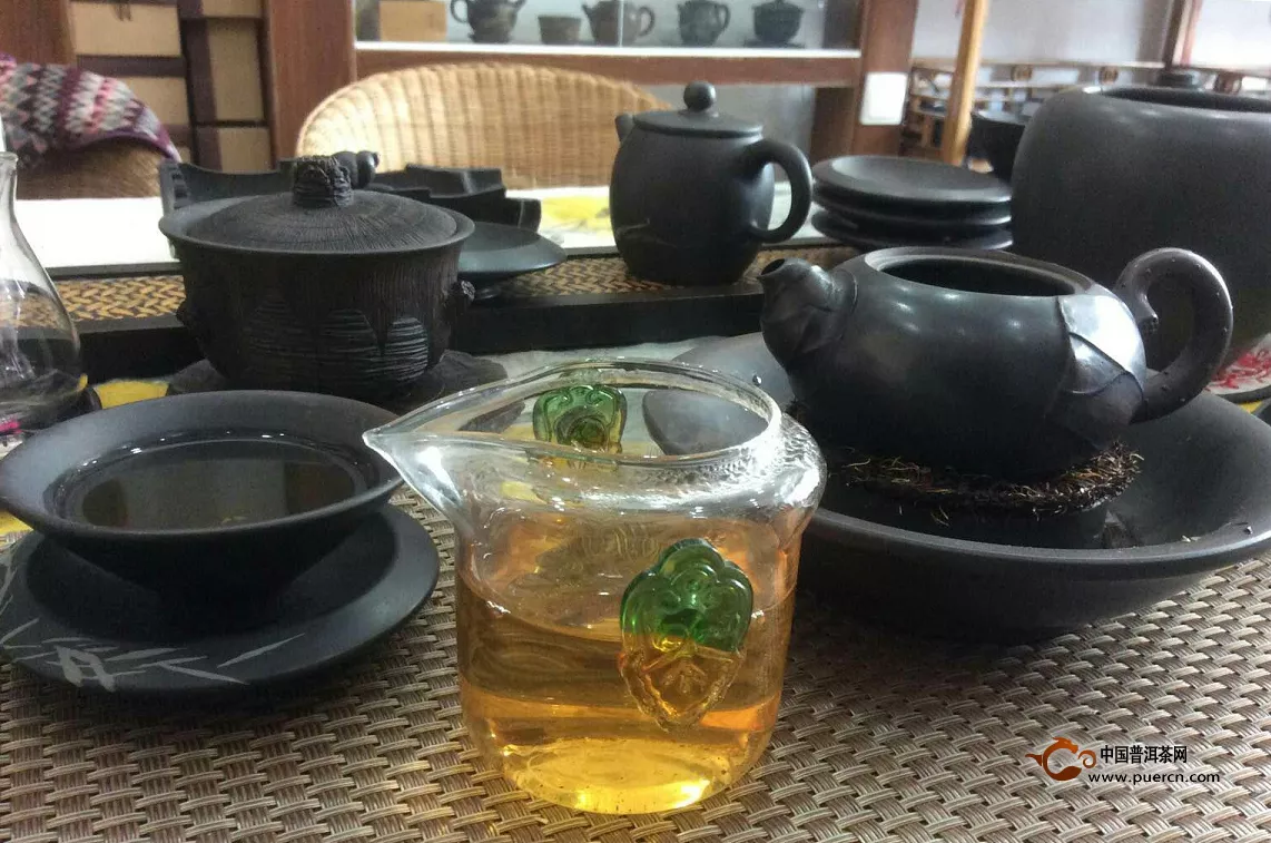 熟茶发酵需要合理控制水分