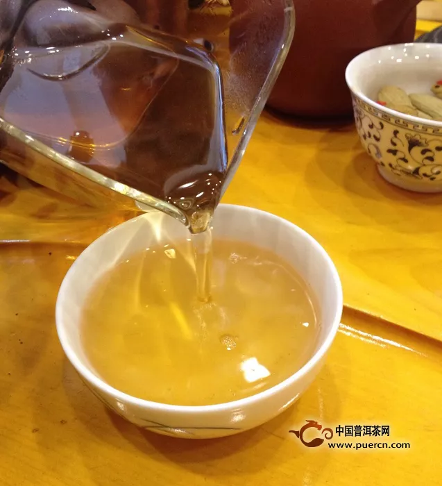 煮茶與泡茶的區(qū)別