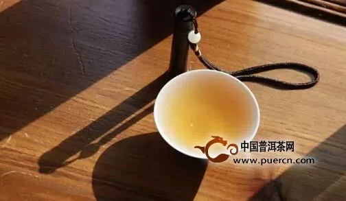 喝茶让你的心静一静