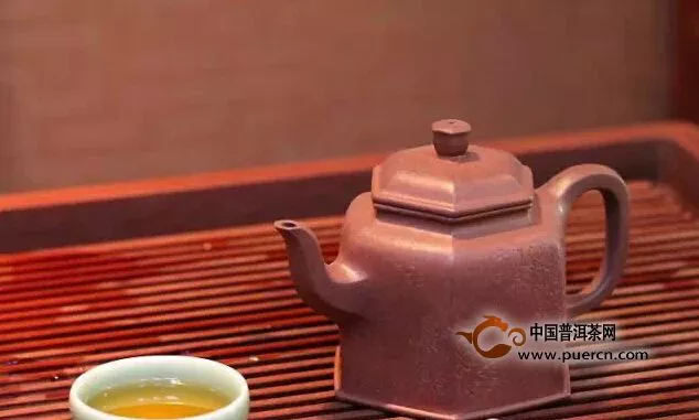 一壺茶，一個(gè)人，清苦到底 ！ 