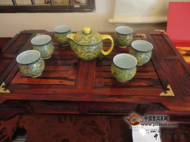 红木茶盘茶具图片