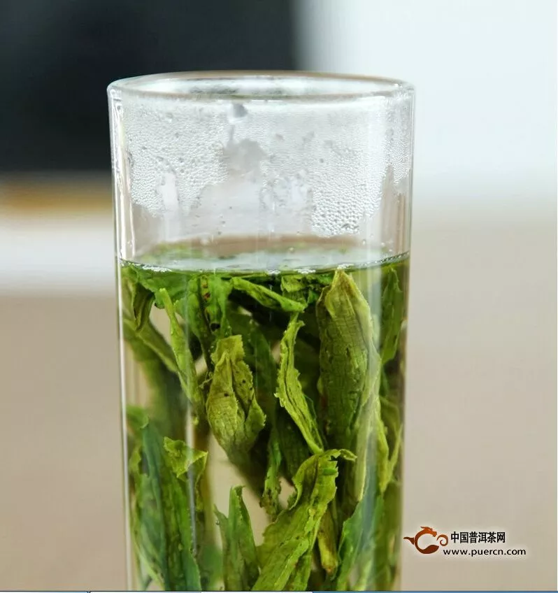 爱上一杯绿茶，其实很简单