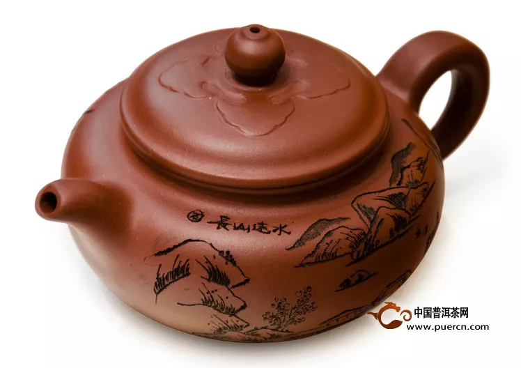 现代陶艺手法制作的茗壶：紫砂壶