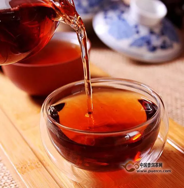 【喝茶段子】普洱老茶，茶汤似红酒？你喝的呢？
