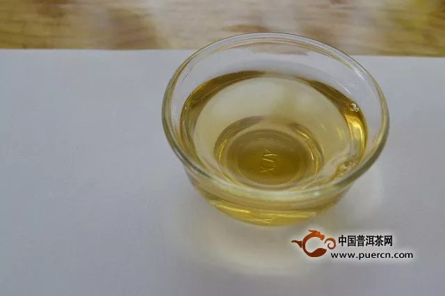 【商評】2010年下關(guān)蒼洱沱250g（生茶）