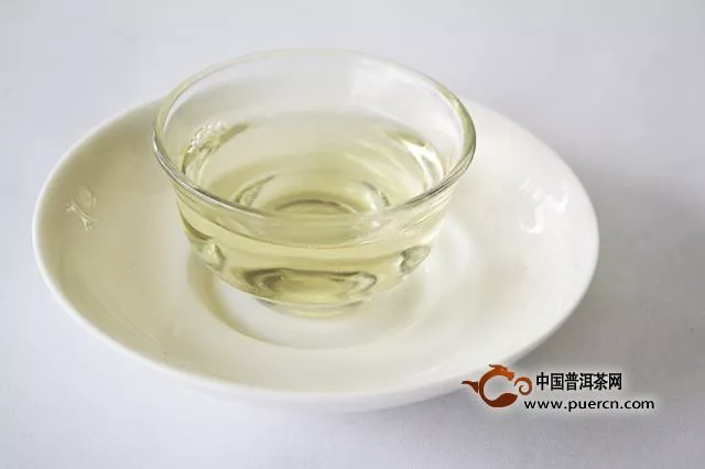 【品评】2015年中茶牌忙肺乔木圆茶（生茶）