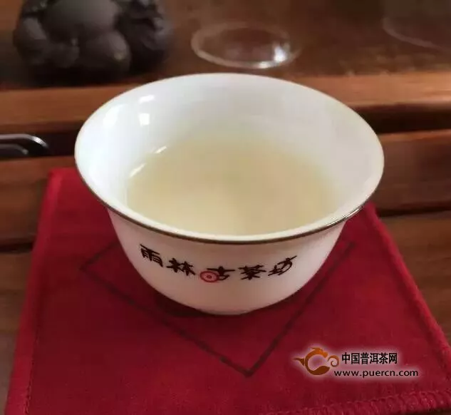 识爱不过一杯茶 