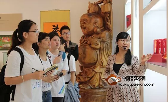 北京大学生暑期社会实践团到滇红集团参观学习