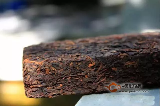 2015年福元昌熟茶系列---250g布朗砖赏析