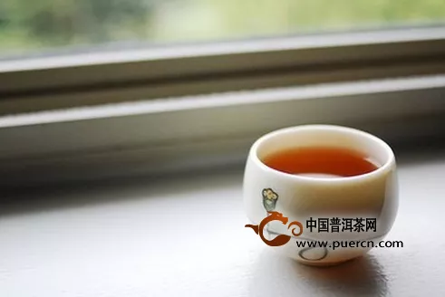 茶的名字串连起来，竟是一场凄美的爱情