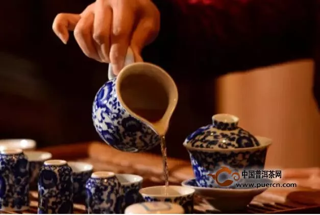 茶是水写的文化，不仅能洗胃，更能洗心 