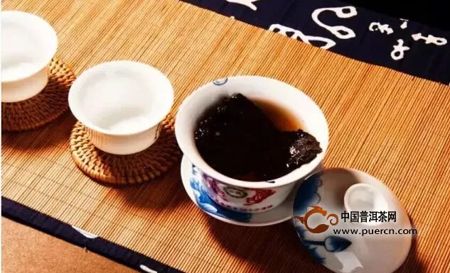 金猴纳福熟茶开汤品鉴