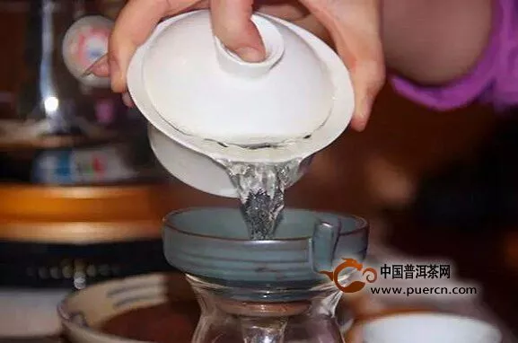 同樣的普洱茶，為什么兩個人泡出來的口感差別很大？