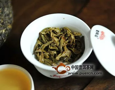 老同志普洱茶生茶 2013 易武正山七子饼