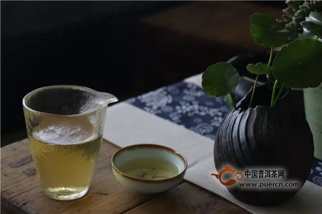 “云南岩茶”进京，古农首倡“名茶+名企”战略