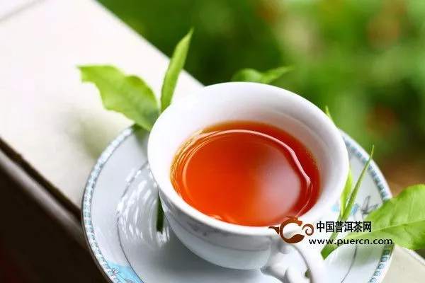 不同季節(jié)喝普洱茶要領(lǐng)