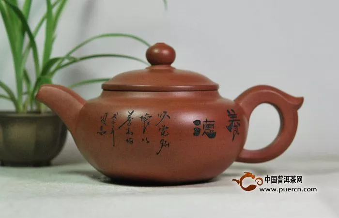 紫砂壺對(duì)普洱茶的作用