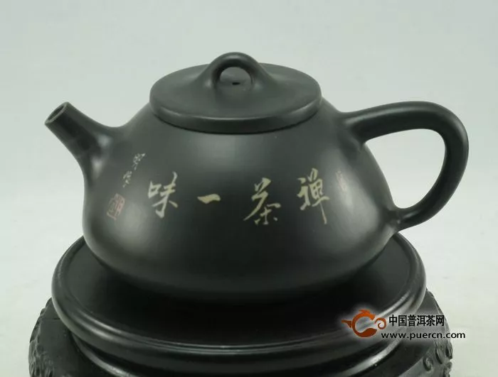 用建水紫陶壶泡普洱茶有哪些好处？