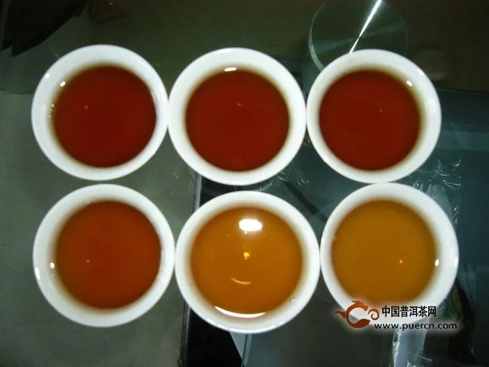 教你分辨陈年普洱茶的好法子