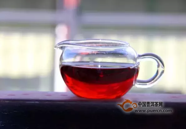 通過湯色教你鑒別茶葉新舊