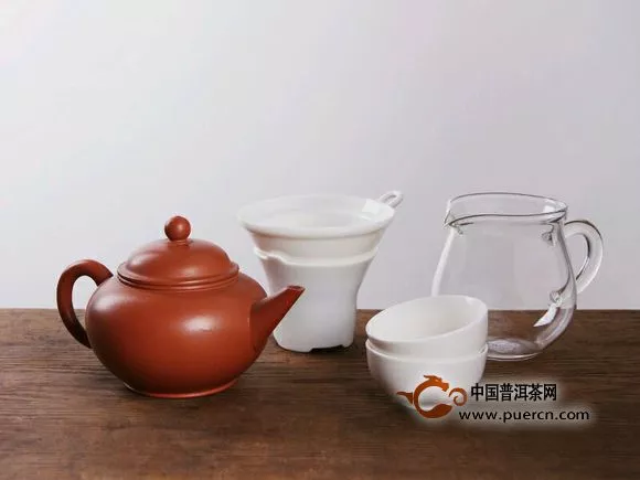 無量山老樹圓茶開湯品鑒