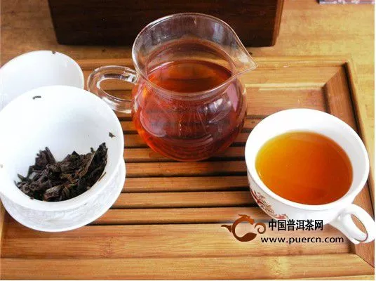 红茶和绿茶功效有什么不一样？