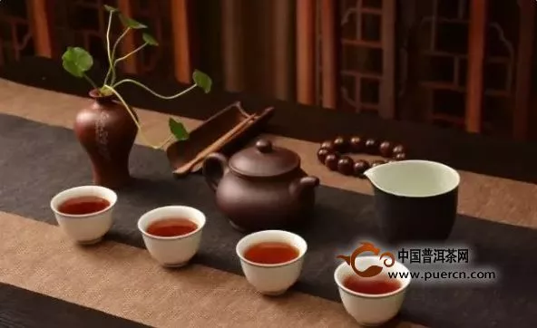 怎样奉茶与品茶